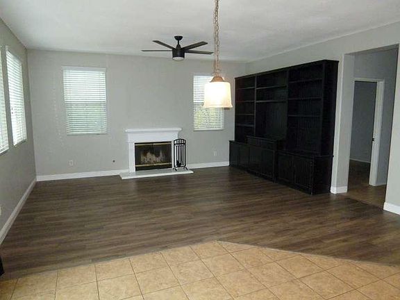 2nd image of 2421 S Menlo Ave