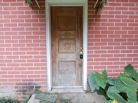 4th image of 11 Hill Dr