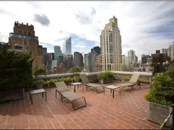 2 Beekman Place image 1 of 5