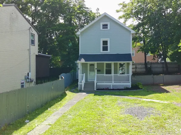 28 Quinlan Avenue, Meriden, CT 06451