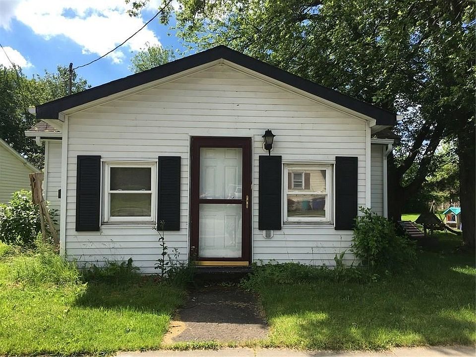1st image of 95 Phelps St