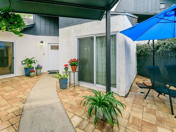 3rd image of 10078 Romaine Cir S