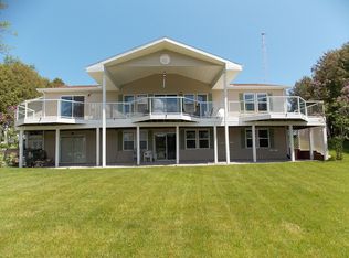 1344 Richmond Dr, Cheboygan, MI 49721