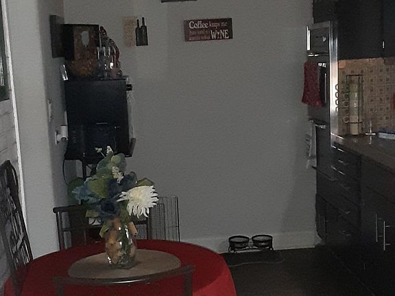4th image of 351 Whitehall Ave