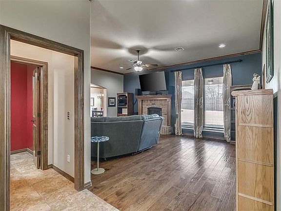 5th image of 8408 Heather Glen Dr