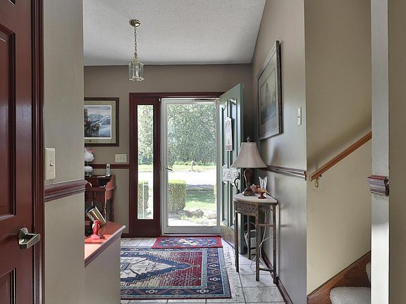 4th image of 1108 Forest View Ct