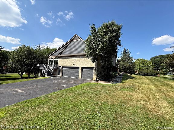 3rd image of 3382 Long Meadow Ct