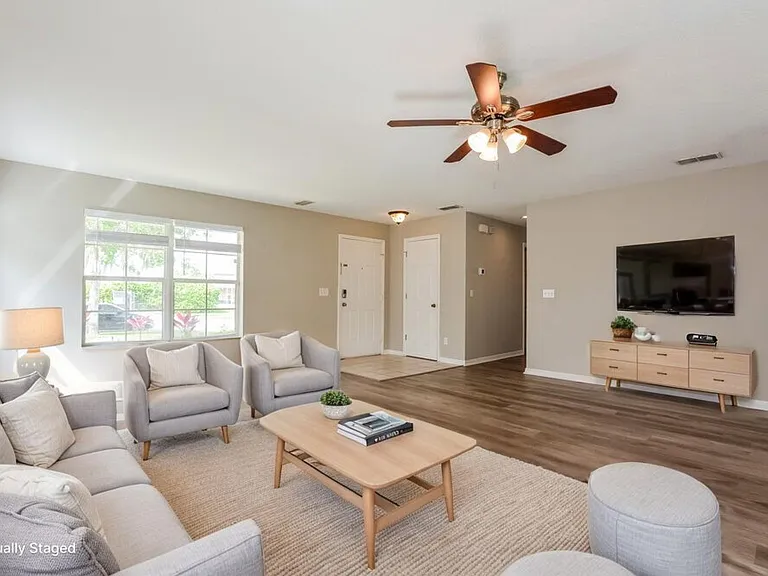 3905 Lone Eagle Pl — Photo 5