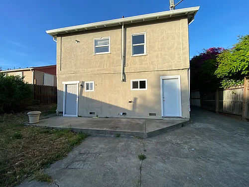 435 Grant St #2 Photo 1