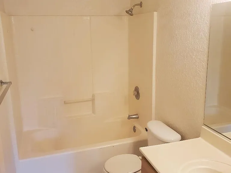 3080 Caliente Dr #102 — Photo 13