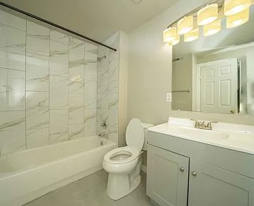 3 bed, 1.5 bath, 950 sqft, $2,500 — Photo 1