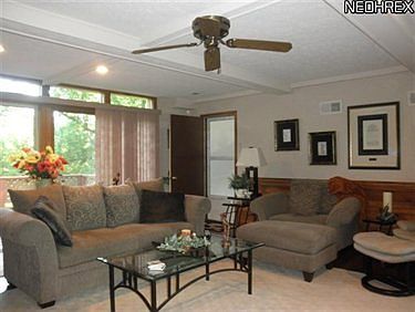 4th image of 18238 Orchard Hill Dr