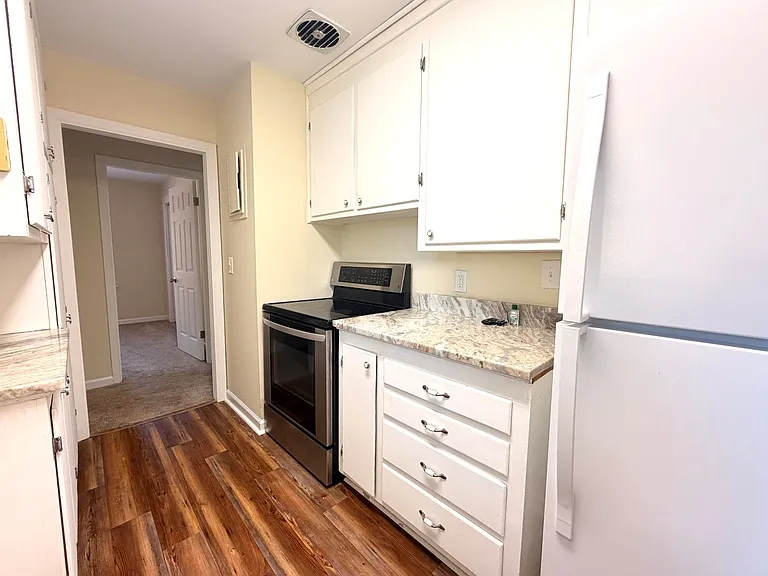 639B Windermere Blvd — Photo 8