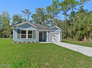 407 Rustic Rd, Satsuma, FL 32189