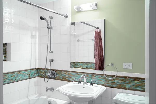 Sold by Compass | media 6