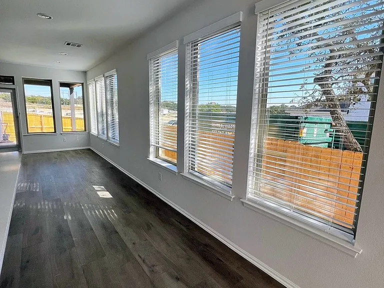 832 Azul Lagoon Dr — Photo 8