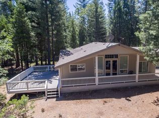 5221 Wisteria Rd, Pollock Pines, CA 95726