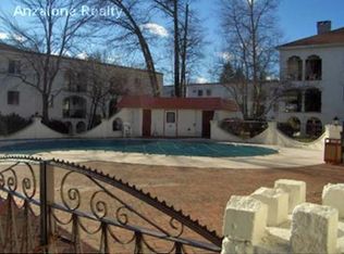 100 Fellsview Ter APT 102, Stoneham, MA 02180