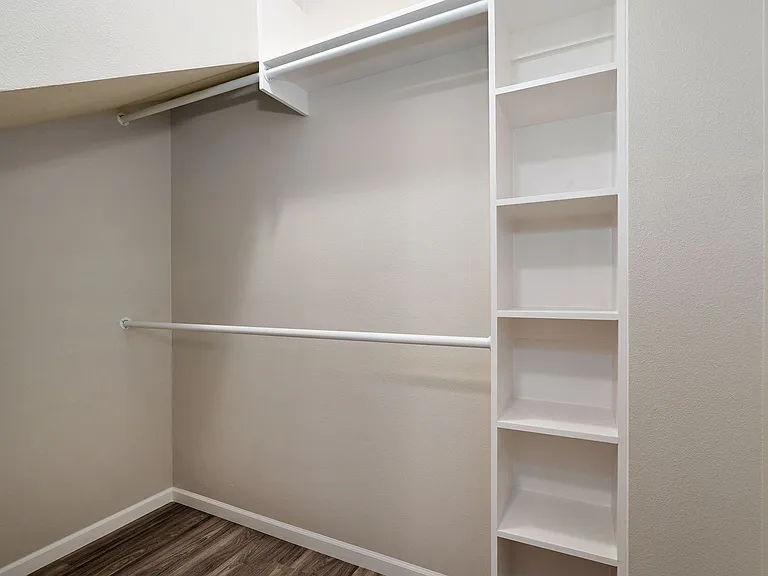 308 S Hampton Ave — Photo 26