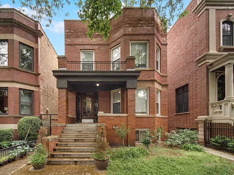 1240 W Cornelia Ave — Photo 1