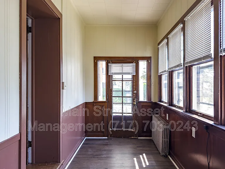 139 S 29th St #1 — Photo 4