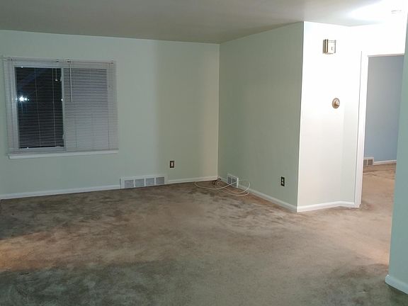 2nd image of 118 W Houstonia Ave Fl 2nd