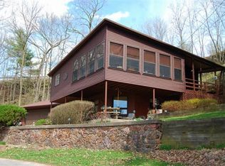 S1551 Fox Ct, La Valle, WI 53941