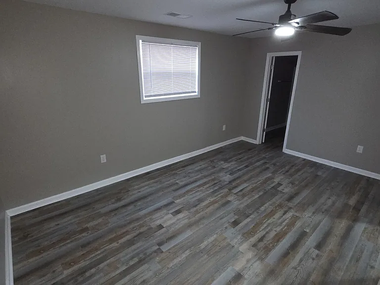 440 E Deaderick St — Photo 19