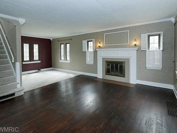 3rd image of 214 Orchard Ave
