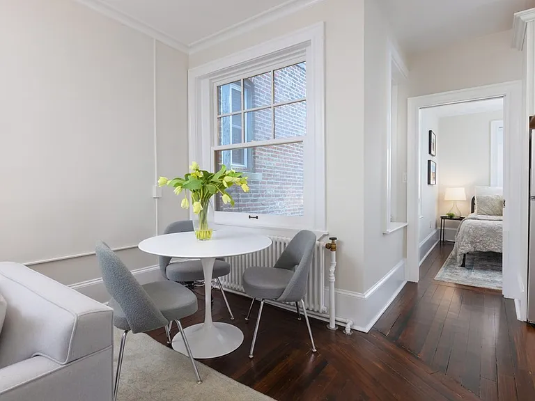 49 Revere St #5 — Photo 9
