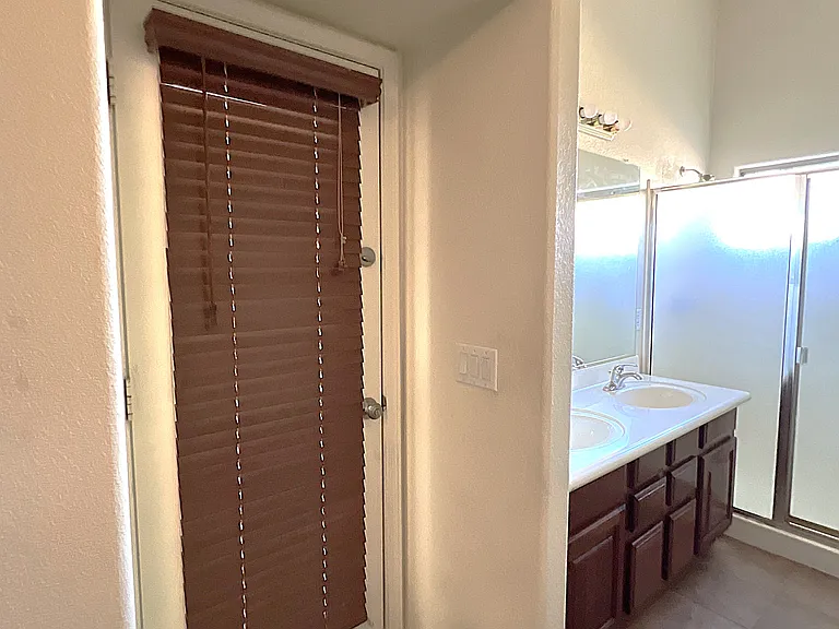 5431 N Ormondo Way — Photo 11