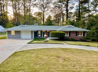 226 Pine Forest Dr, Lawrenceville, GA 30046