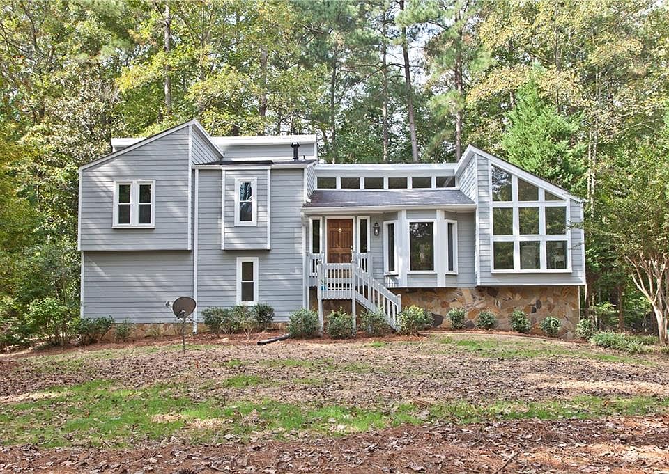 1st image of 3514 Cedar Valley Dr SE