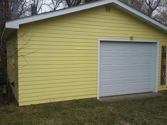 4th image of 44593 Castle Dr