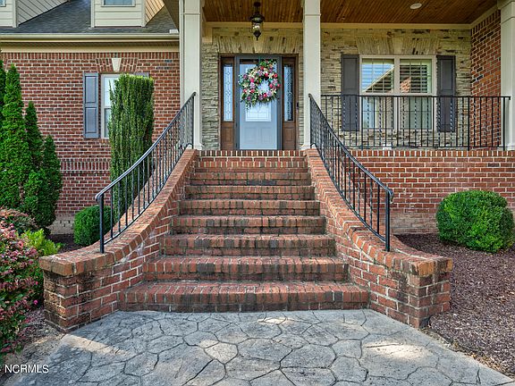 4th image of 3105 W Hampton Drive