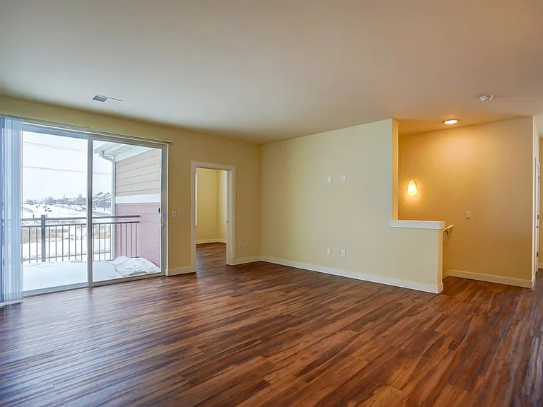 1270 Stonewood Xing — Photo 22
