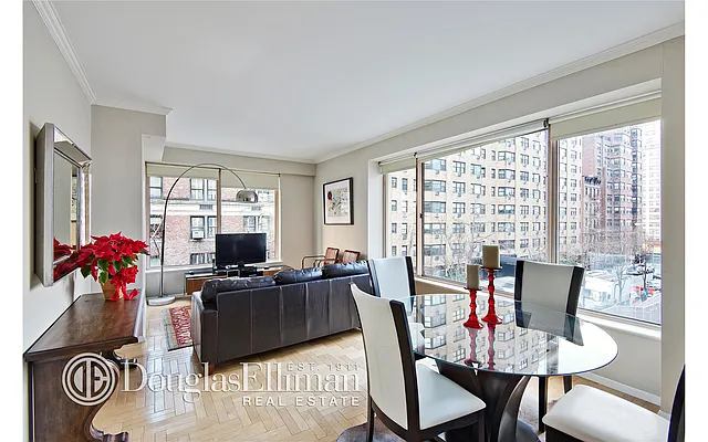 Rented by Douglas Elliman | media 33