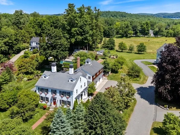 166 Salem St, North Andover, MA 01845
