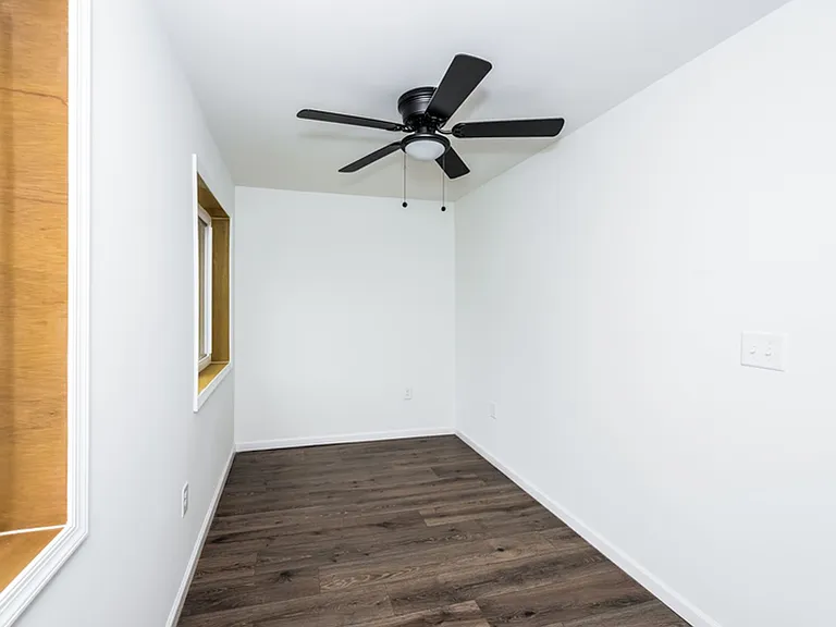 4016 Livingston Rd SE — Photo 29