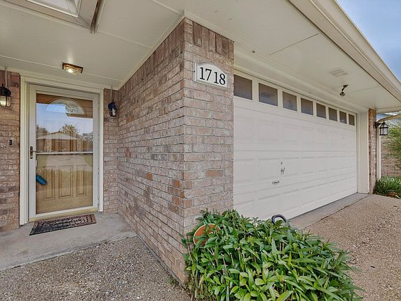2nd image of 1718 Northwood Blvd