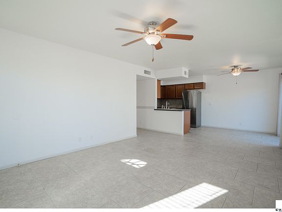 4th image of 17056 E Calle Del Oro APT A
