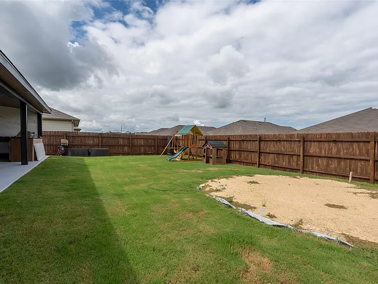 123 Stellamar Dr — Photo 26