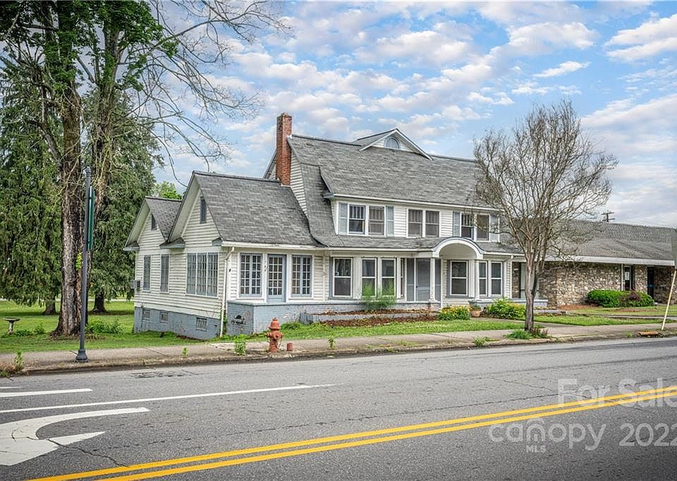 31 Main St, Bryson City, NC 28713 MLS 3849005 Zillow