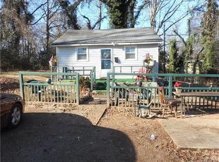 2721 Ruby St, Charlotte, NC 28208