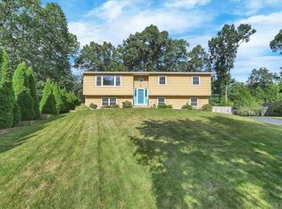 9 Durham Ln, Suffern, NY 10901