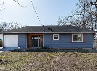 1055 Memorial Dr SE, Cedar Rapids, IA 52403