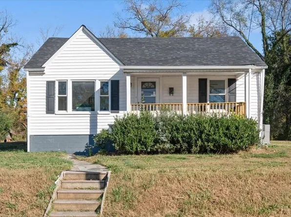 1238 Paxton St, Danville, VA 24541