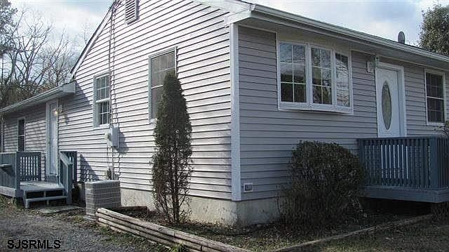 2nd image of 706 E Chanese Ln