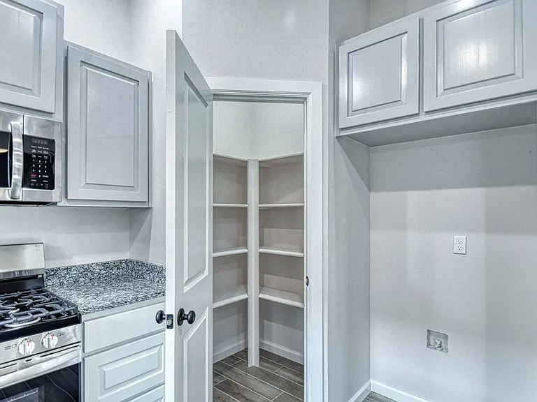 2720 Varenna Ct — Photo 11