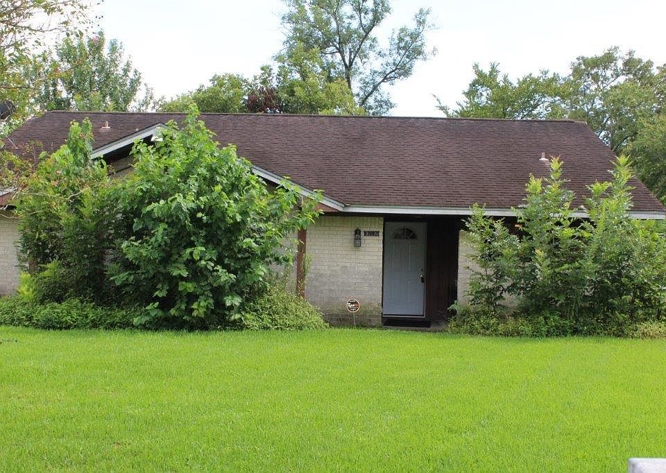 1st image of 13102 Elderberry Ln